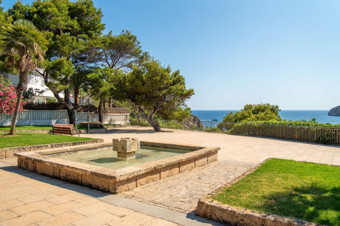 Santa Ponsa, Balearic Islands, Spain 5 - 16105026
