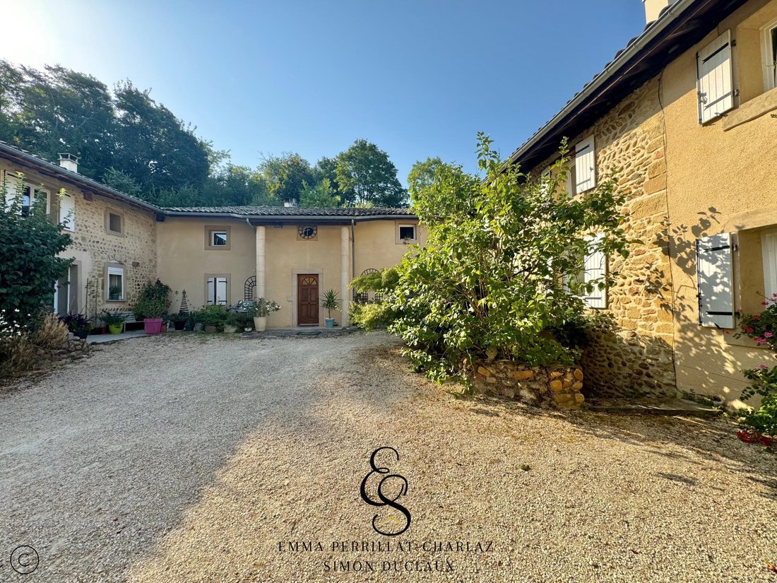 House in Beausemblant, Auvergne-Rhône-Alpes, France 1 - 16104712