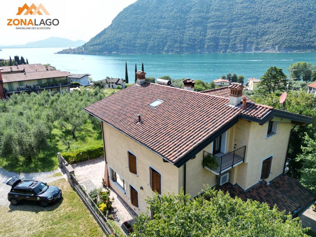 House in Sale Marasino, Lombardy, Italy 5 - 16105739