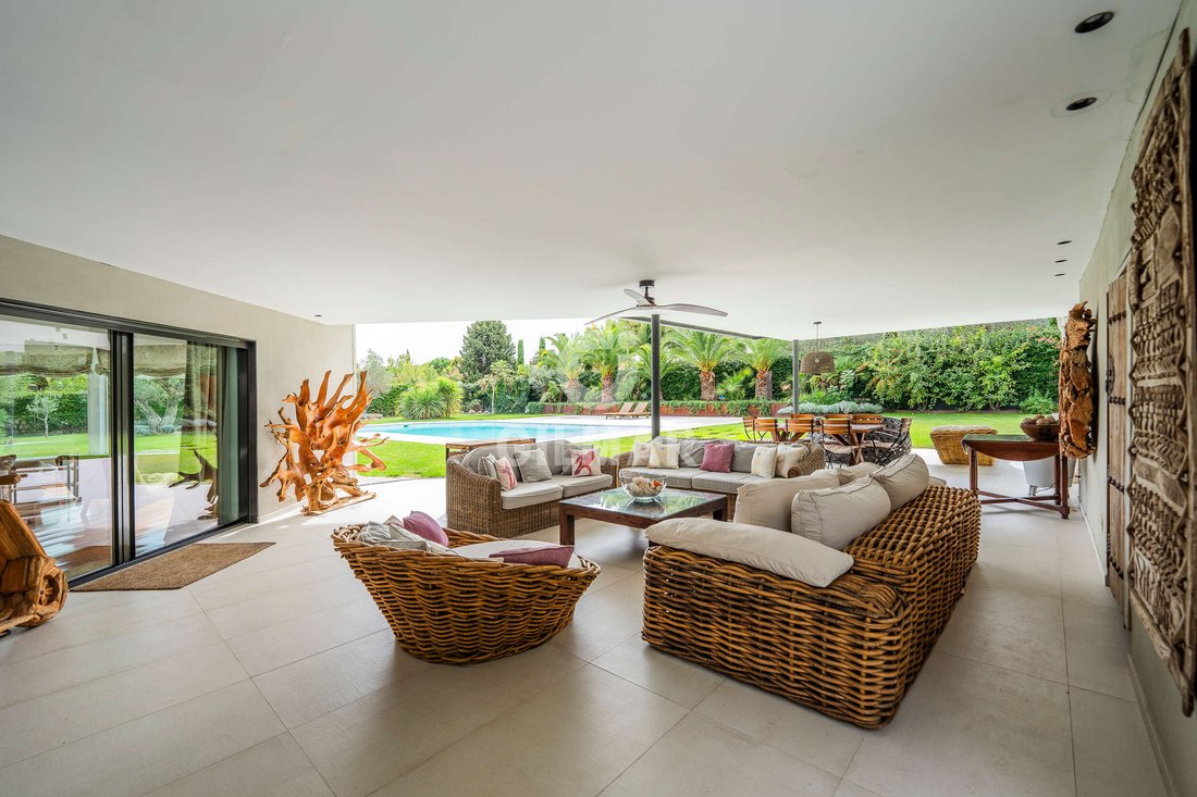 Villa in Pozuelo de Alarcon, Comunidad de Madrid, Spain 1 - 15882649