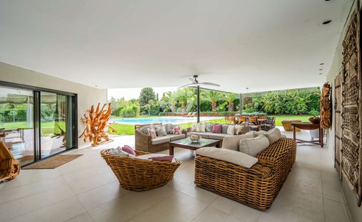 Villa in Pozuelo de Alarcon, Comunidad de Madrid, Spain 1