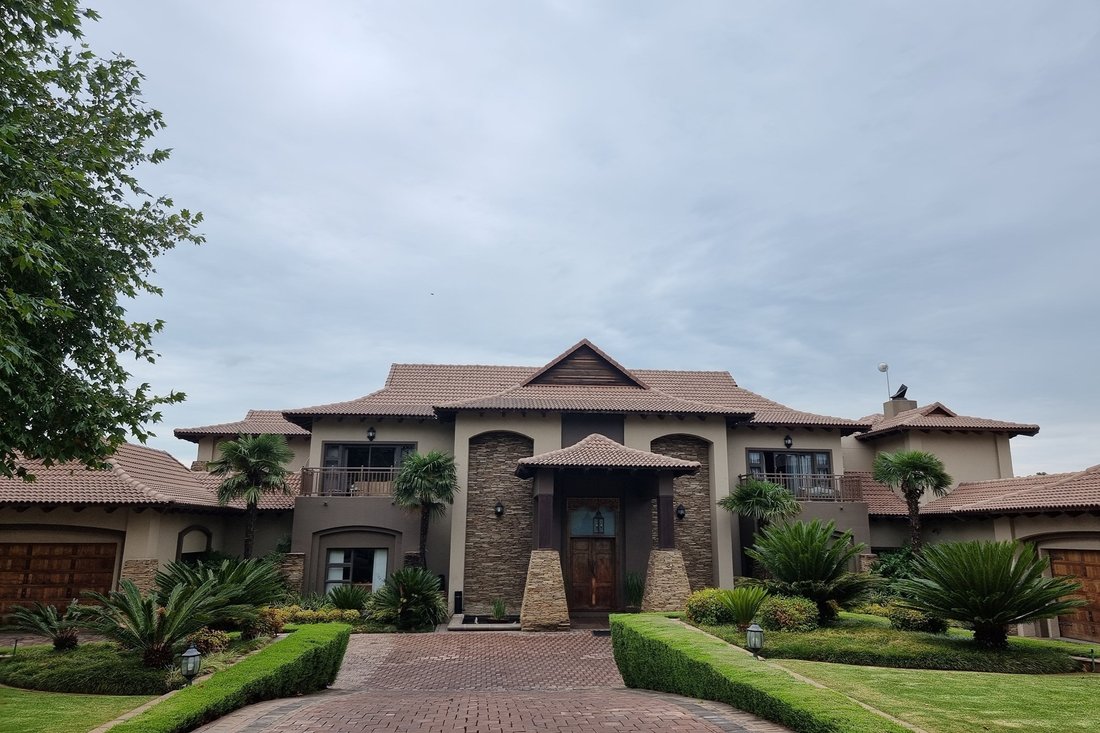 House in Aerorand, Steve Tshwete Local Municipality, South Africa 4 - 16107832