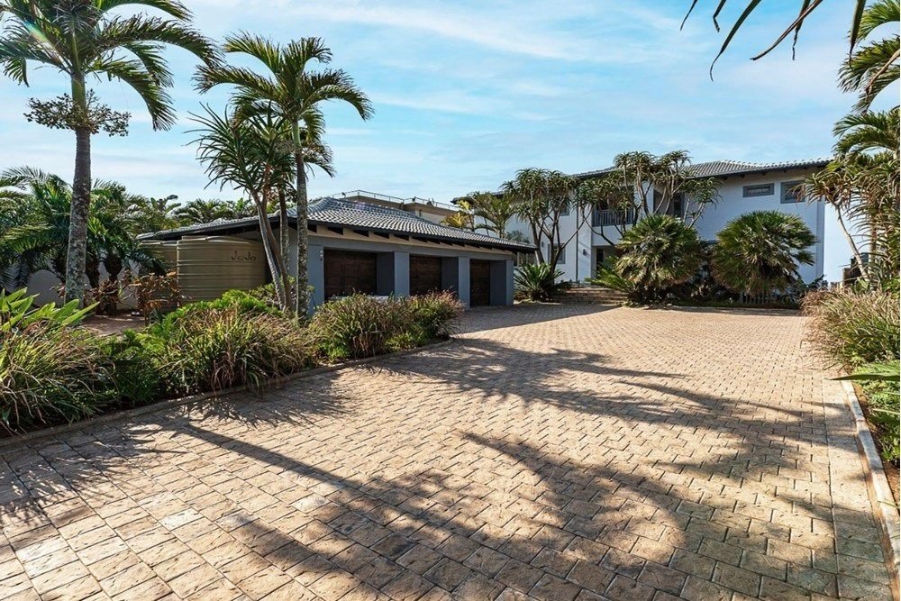 House in Blythedale, KwaZulu-Natal, South Africa 1 - 16107997