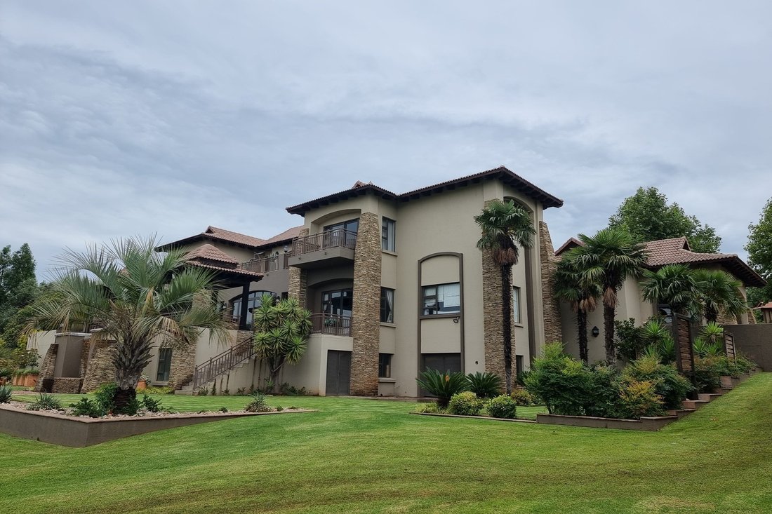 House in Aerorand, Steve Tshwete Local Municipality, South Africa 1 - 16107832