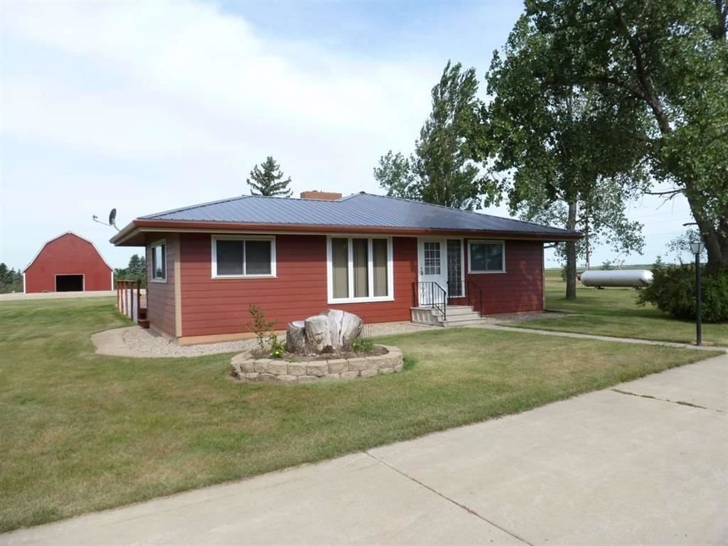 House in Plaza, North Dakota, United States 1 - 16106448