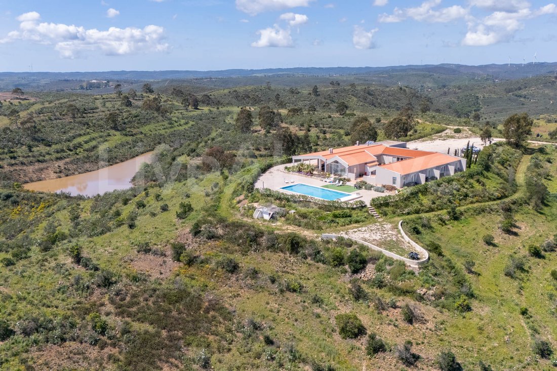 Villa in Bensafrim e Barao de Sao Joao, Algarve, Portugal 4 - 16108090