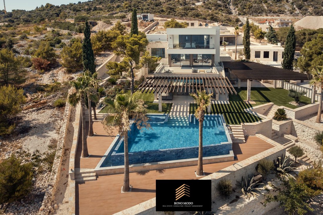 Villa in Split-Dalmatia County, Croatia 2 - 16108261