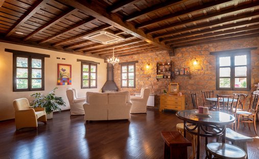 Casa di campagna a Aller, Asturie, Spagna 1