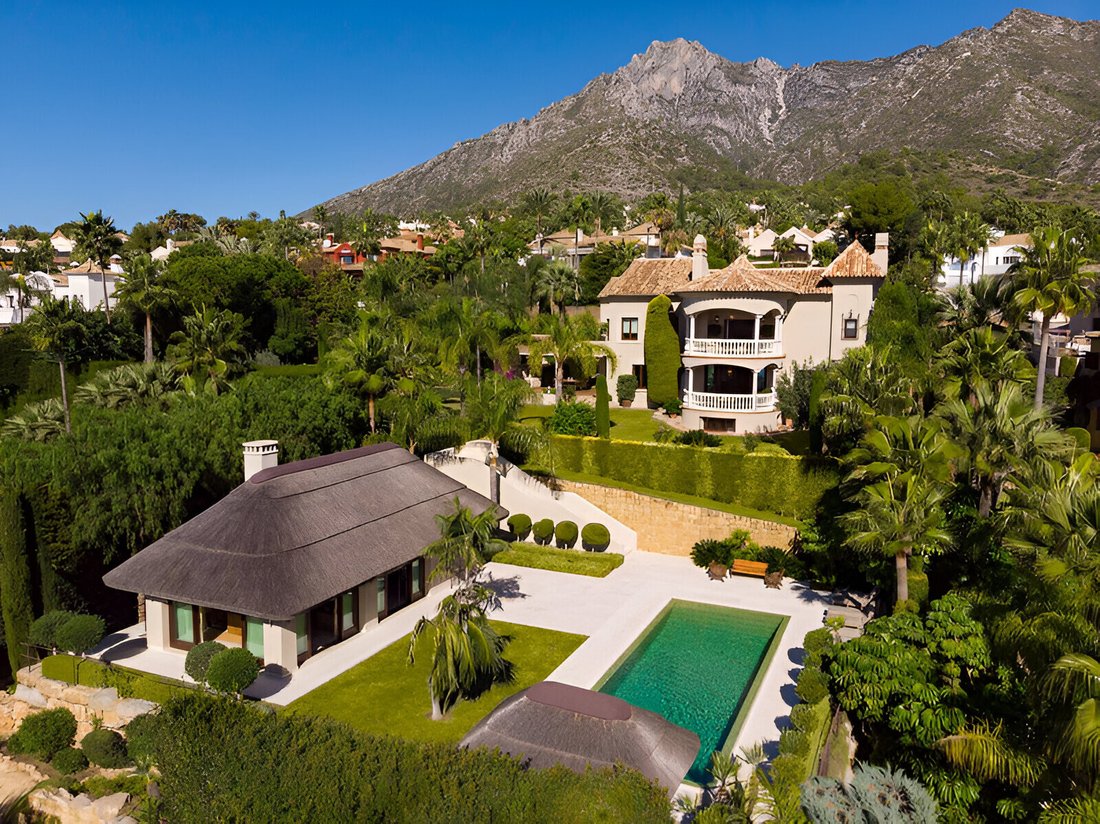 Villa in Sierra Blanca, Marbella, Spain 2 - 16110861