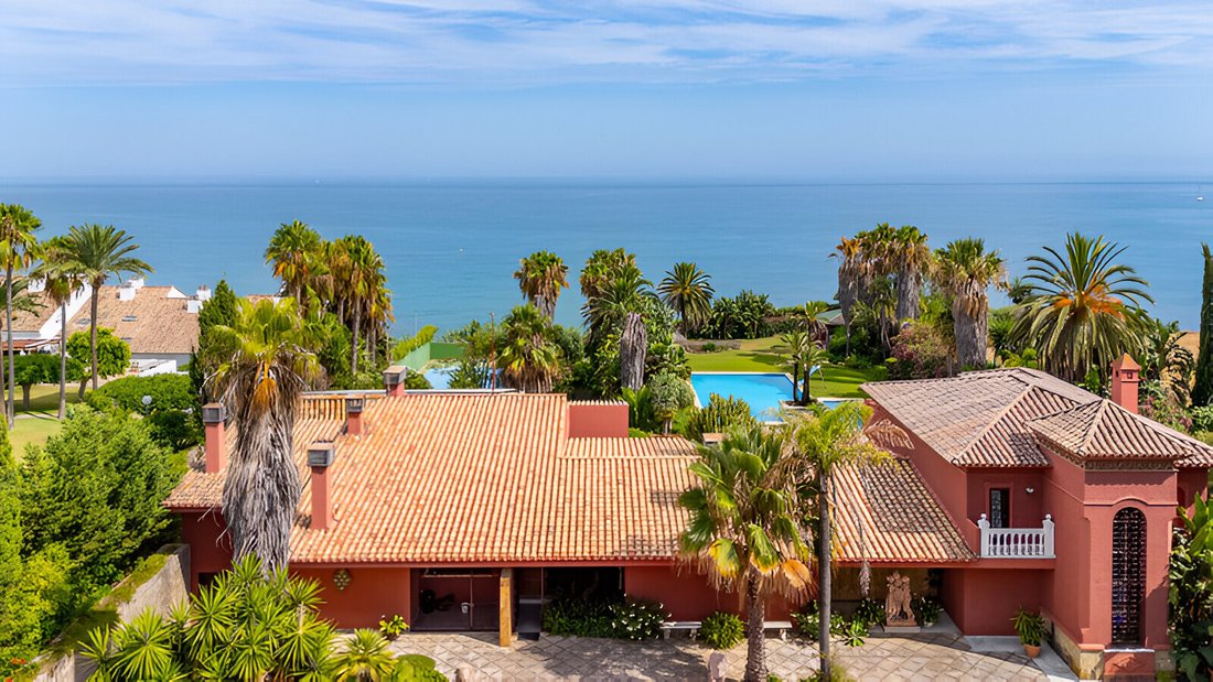 Villa in Estepona, Andalusia, Spain 3 - 16110877