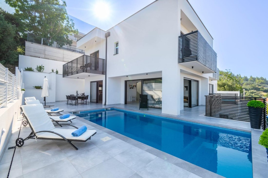 Apartment in Makarska, Split-Dalmatia County, Croatia 1 - 13857545