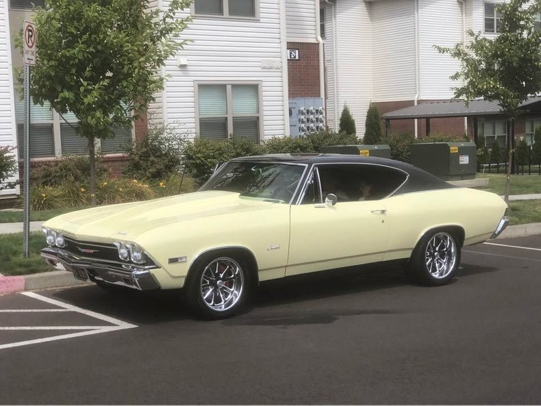 Coupe in Glendale, United States 1 - 16110788
