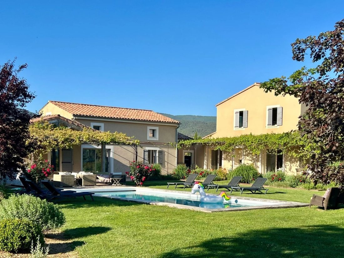 Whispers of Provence: A Timeless Estate Where Gardens Dance with Light