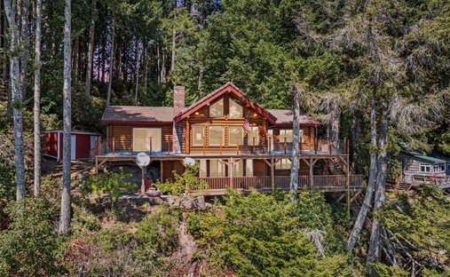 House in Grapeview, Washington, United States 1