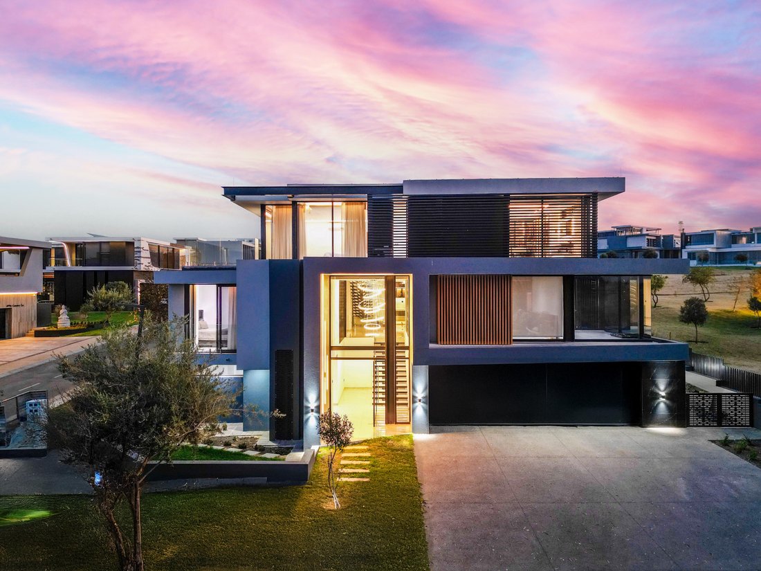 House in Chartwell, Gauteng, South Africa 2 - 16108821