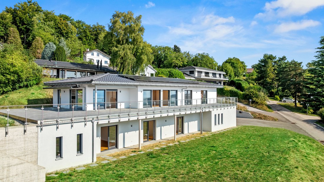 Turnkey Contemporary Villa With 180° View Arzier Le Muids