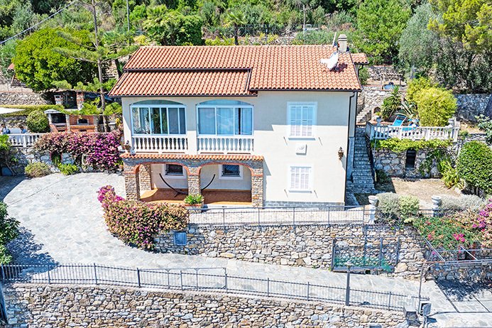 Villa in Andora, Liguria, Italy 4 - 16108262