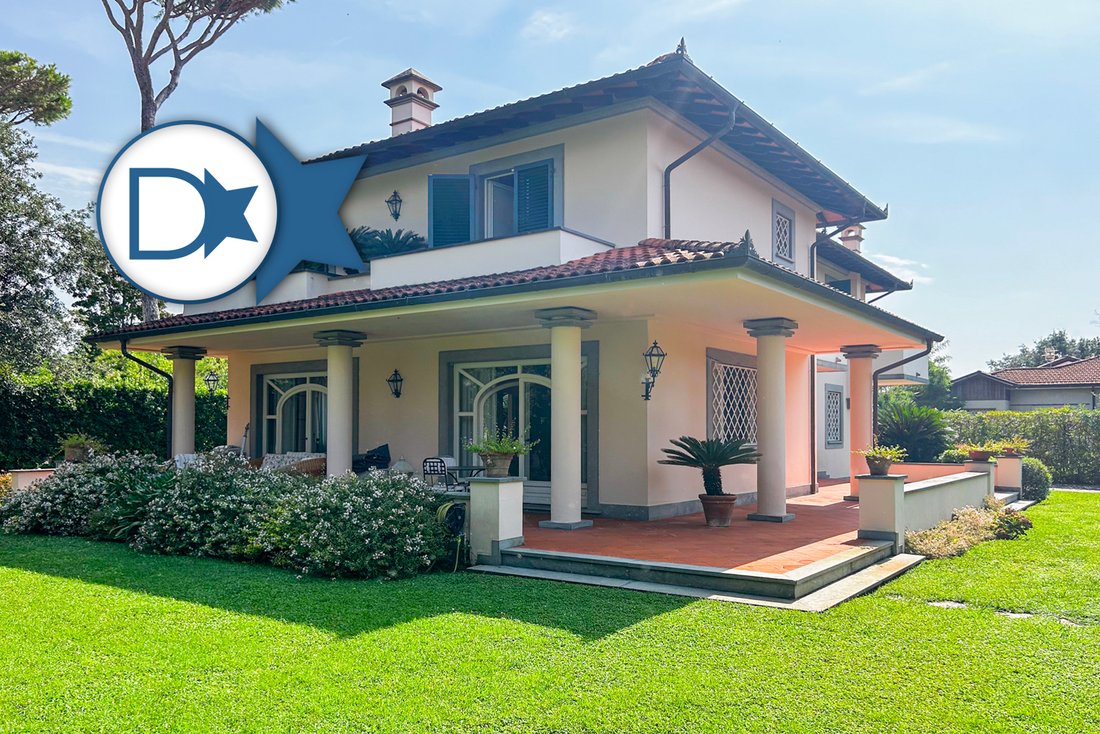 Villa in Center, Forte dei Marmi, Tuscany 1 - 16111054