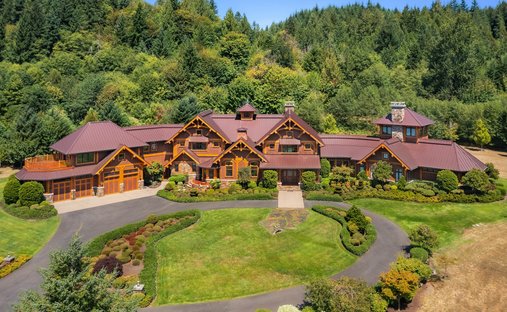 House in Elma, Washington, United States 1