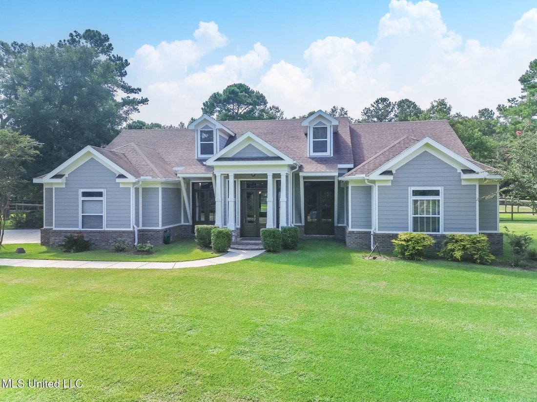 House in Pass Christian, Mississippi, United States 3 - 16109261