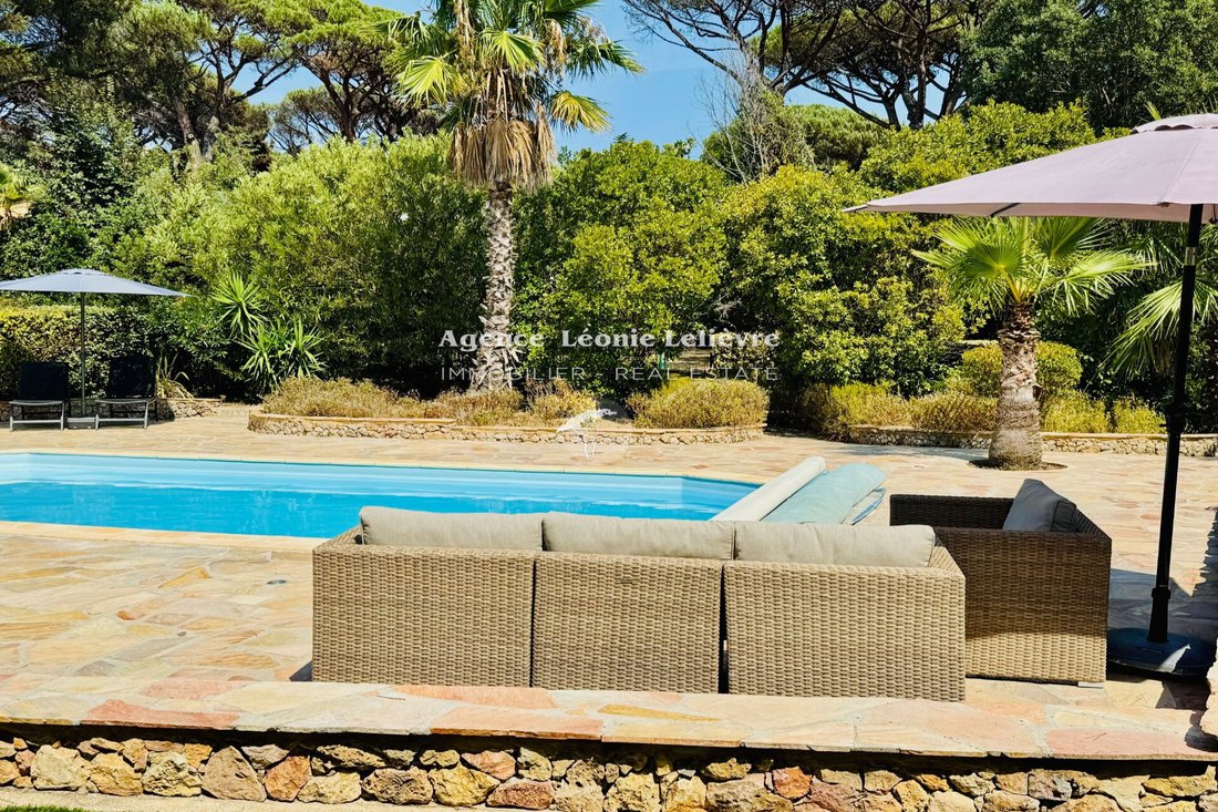 Villa in Les Issambres, Roquebrune-sur-Argens, France 1 - 16108598
