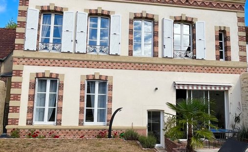Castle for Sale in Argentan, Normandy, France