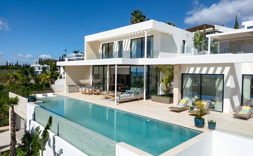 Villa in Benahavis, Andalusia, Spain 1