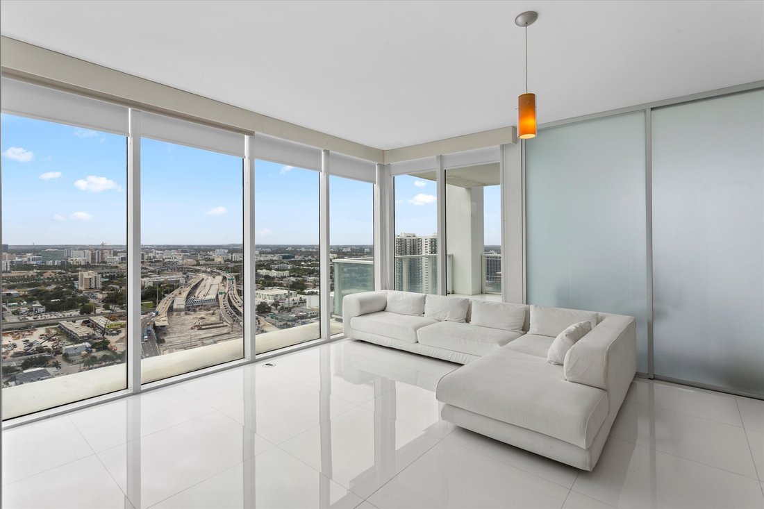 Condo in Miami, Florida, United States 3 - 16110658
