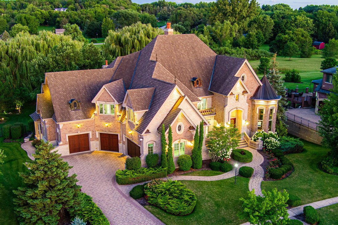House in Campton Hills, Illinois, United States 2 - 16109303