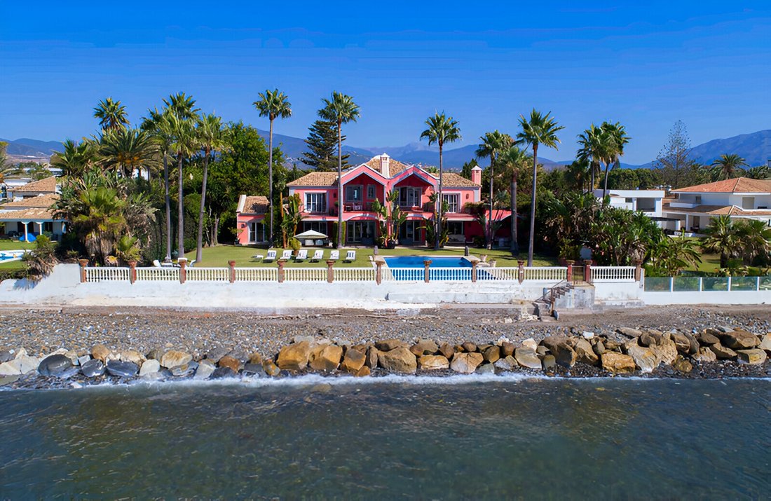 Villa in Estepona, Andalusia, Spain 1 - 16110869