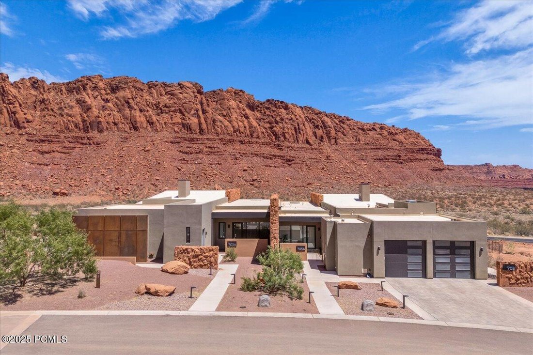 House in Ivins, Utah, United States 3 - 16113345