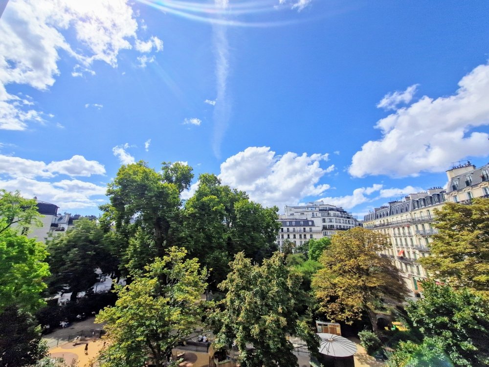 Apartment in Lorette-Martyrs, Paris 9e Arrondissement, Paris 2 - 16114405