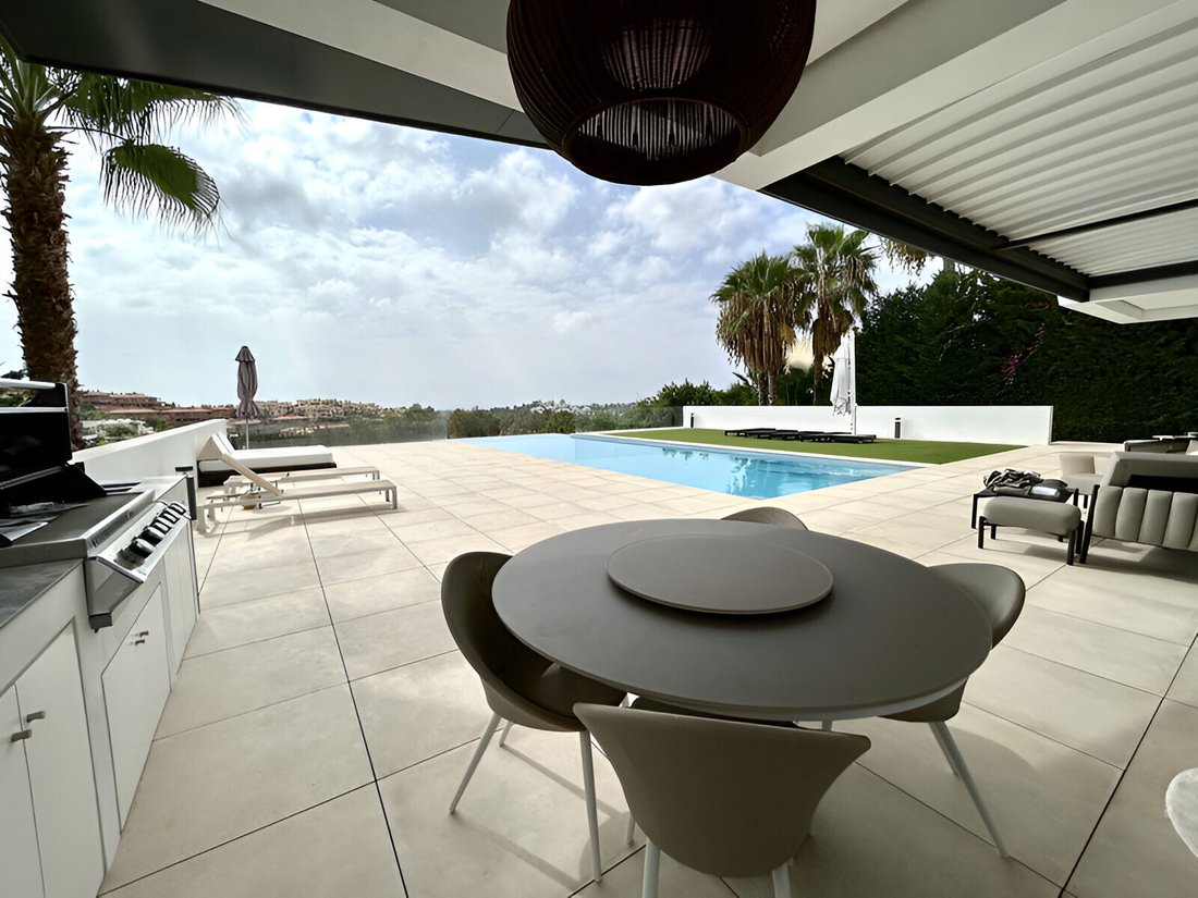 Villa in Benahavis, Andalusia, Spain 4 - 16110987