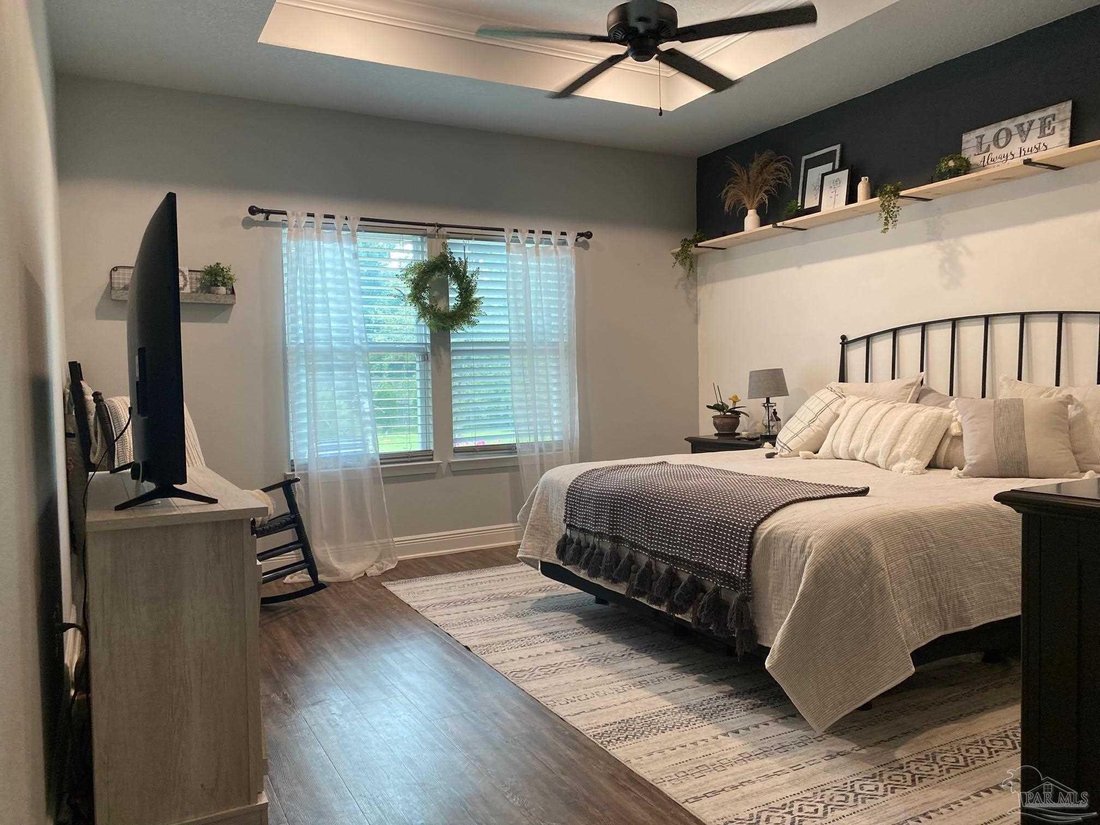 House in Pensacola, Florida, United States 4 - 16109488