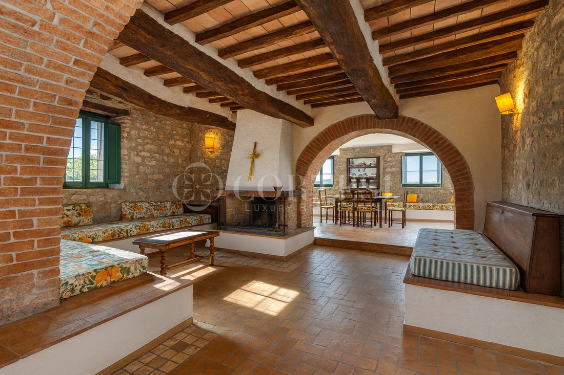 Country House in Corciano, Umbria, Italy 4 - 16113244