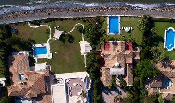 Villa in Estepona, Andalusia, Spain 1