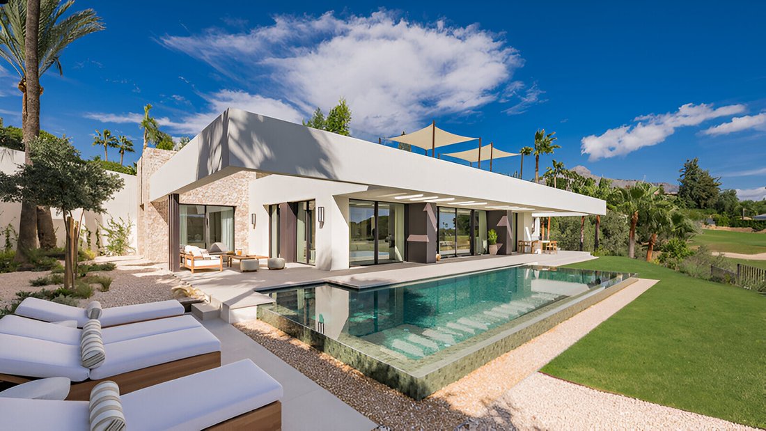 Villa in Nueva Andalucia, Marbella, Spain 1 - 16110917