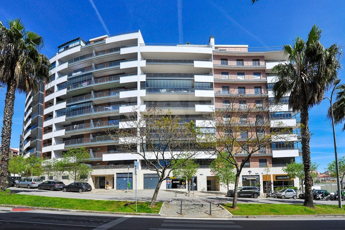 Apartment in Odivelas, Lisbon, Portugal 2 - 16110920