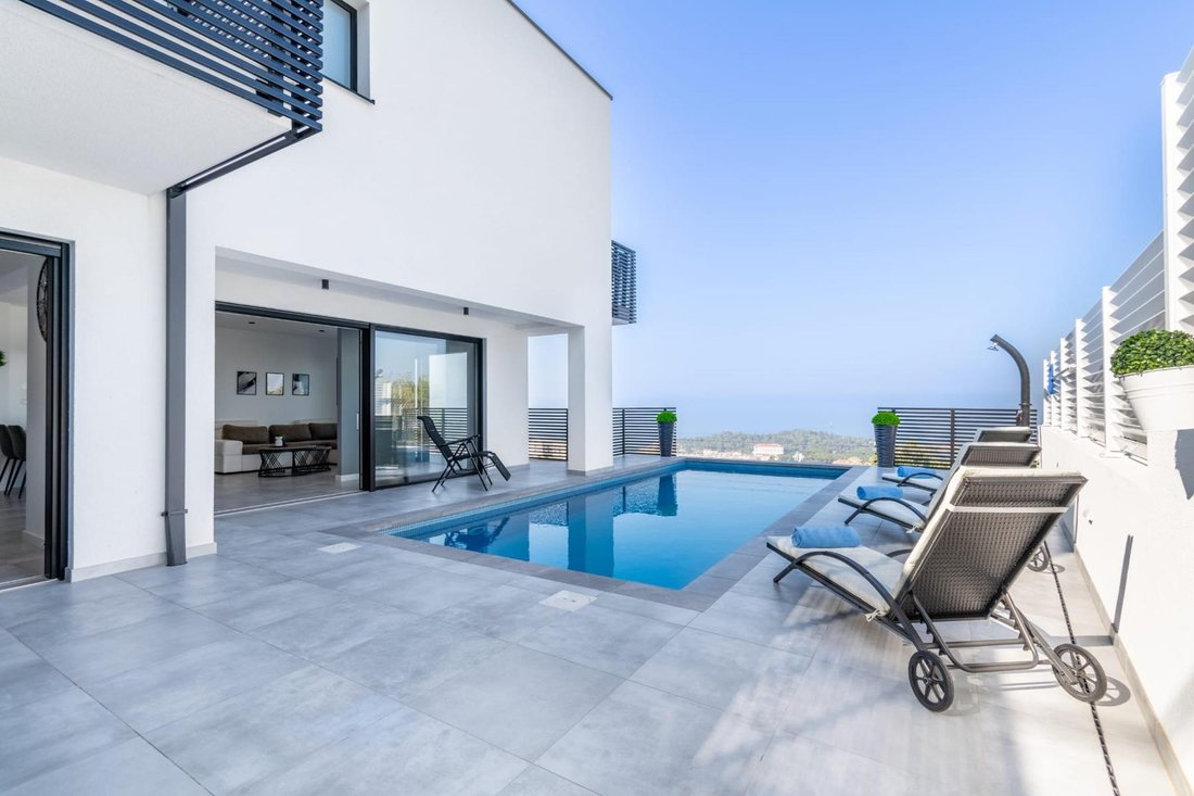 Apartment in Makarska, Split-Dalmatia County, Croatia 3 - 13857545