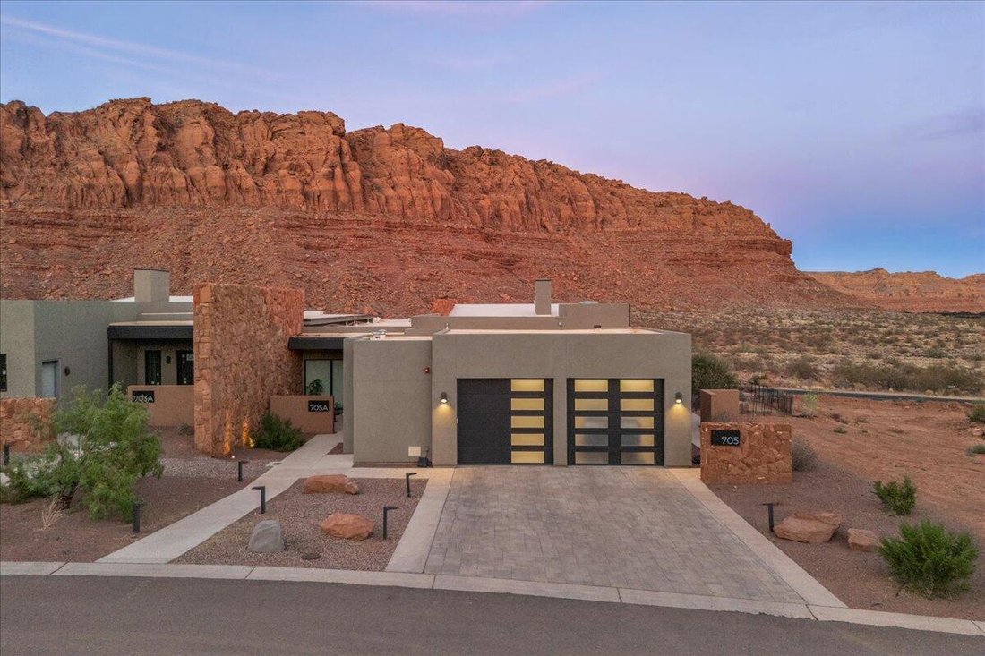 House in Ivins, Utah, United States 2 - 16113342