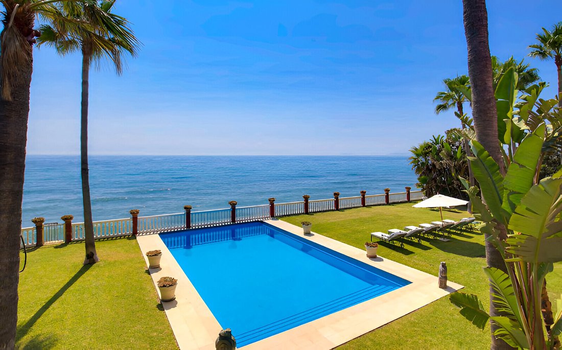 Villa in Estepona, Andalusia, Spain 5 - 16110869
