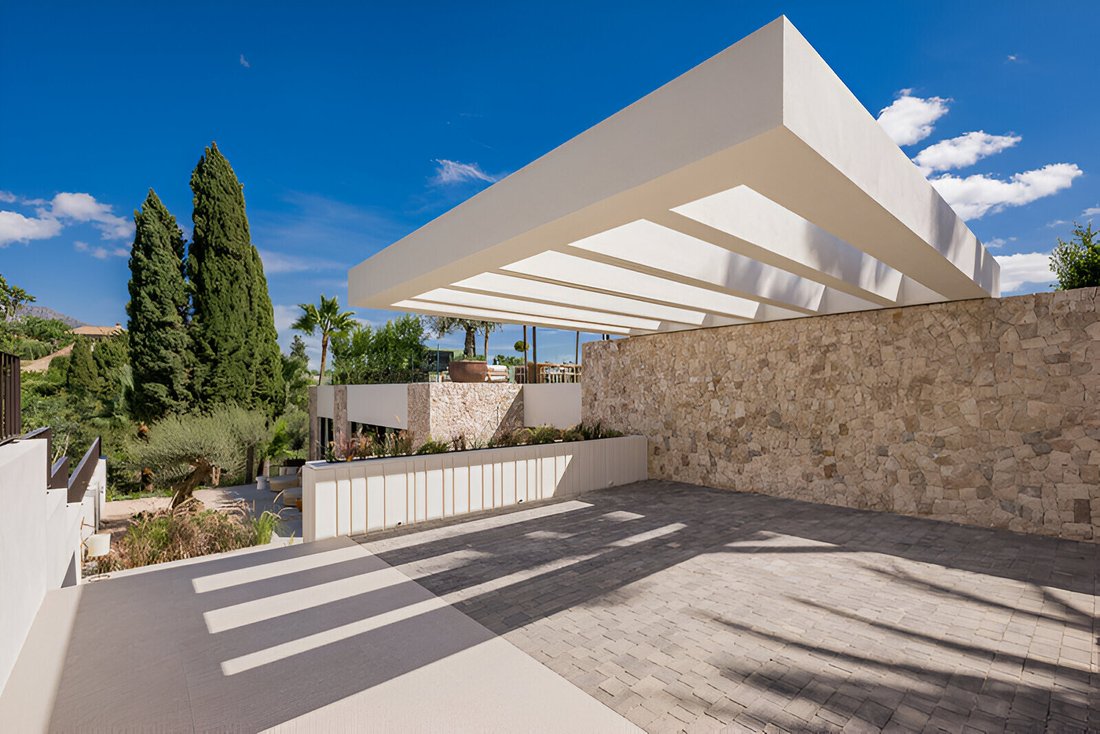 Villa in Nueva Andalucia, Marbella, Spain 4 - 16110917