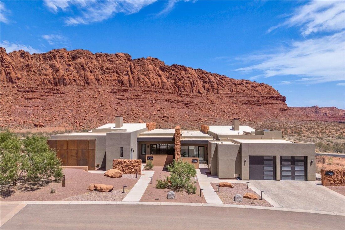 House in Ivins, Utah, United States 1 - 16113342