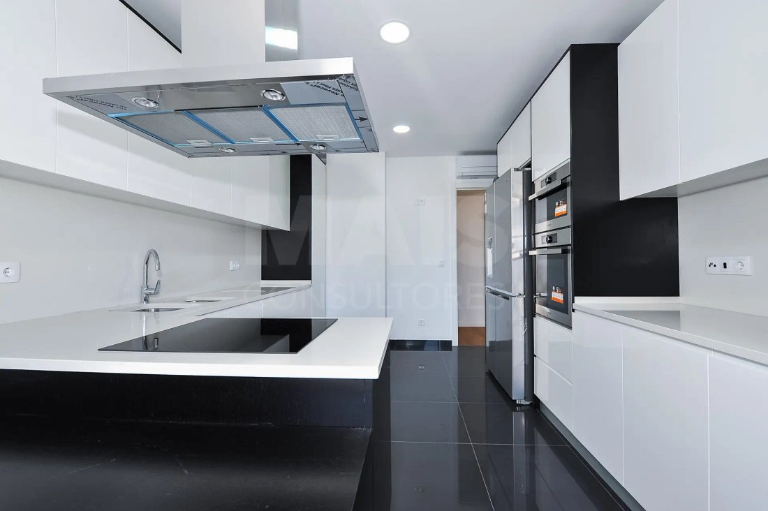 Apartment in Odivelas, Lisbon, Portugal 3 - 16110920