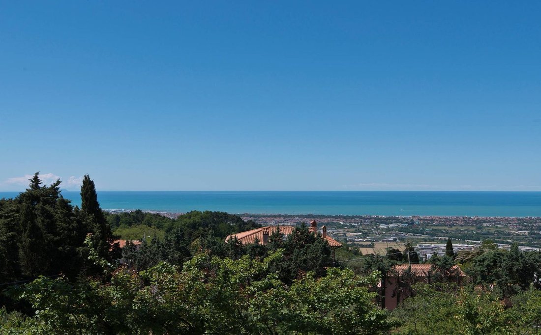 Villa in Massarosa, Tuscany, Italy 2 - 16109743