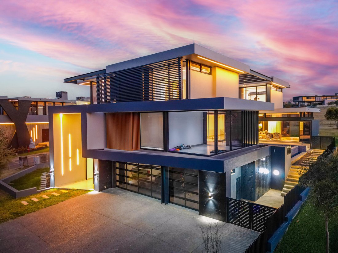 House in Chartwell, Gauteng, South Africa 1 - 16108821