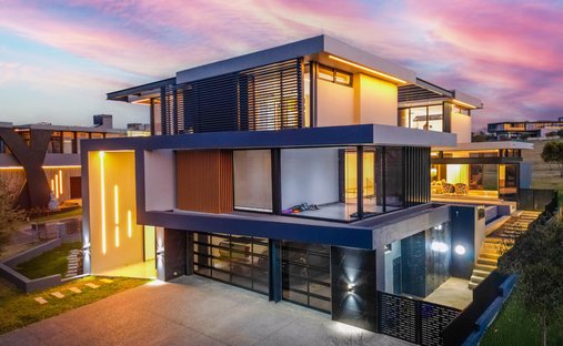 House in Chartwell, Gauteng, South Africa 1