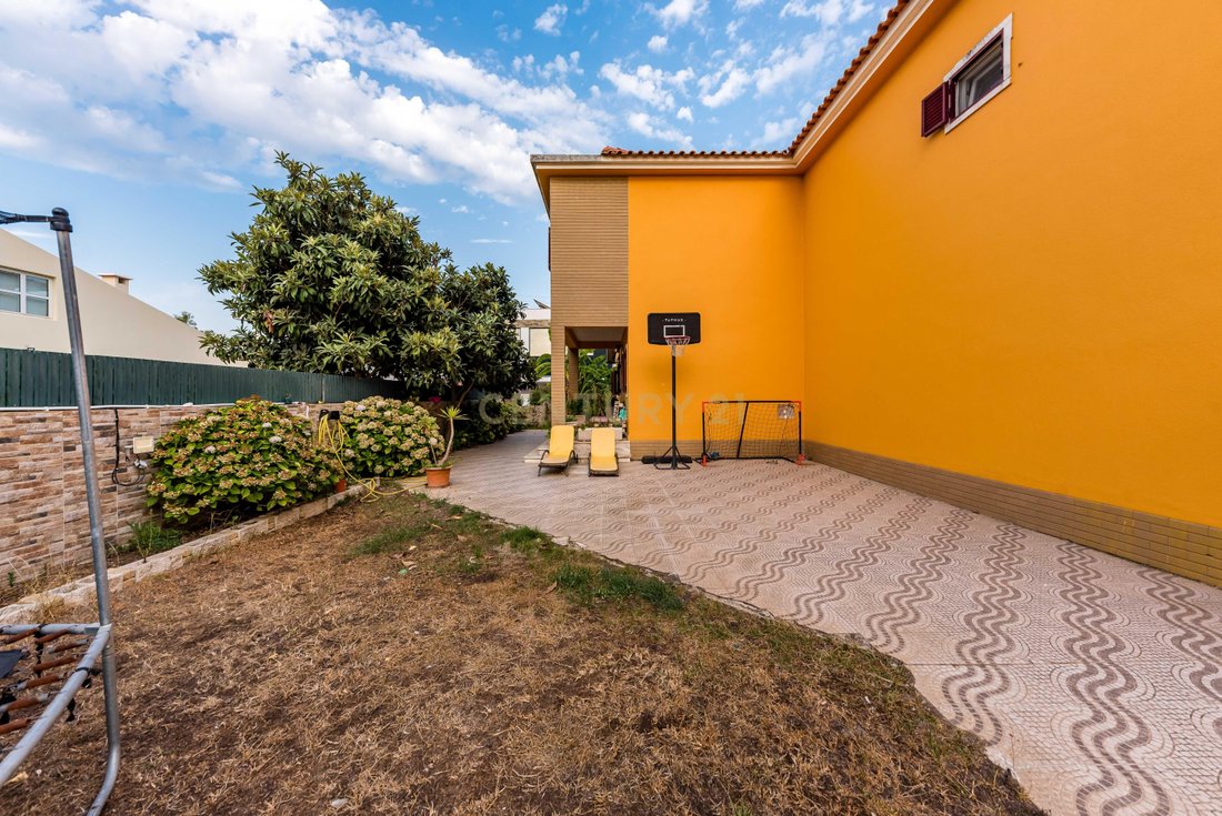 Villa in Charneca de Caparica e Sobreda, Setubal, Portugal 4 - 16109811