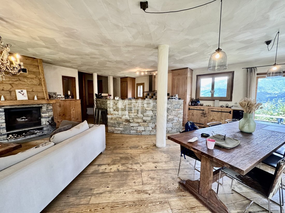 Chalet in Les Chapelles, Auvergne-Rhône-Alpes, France 4 - 16112027