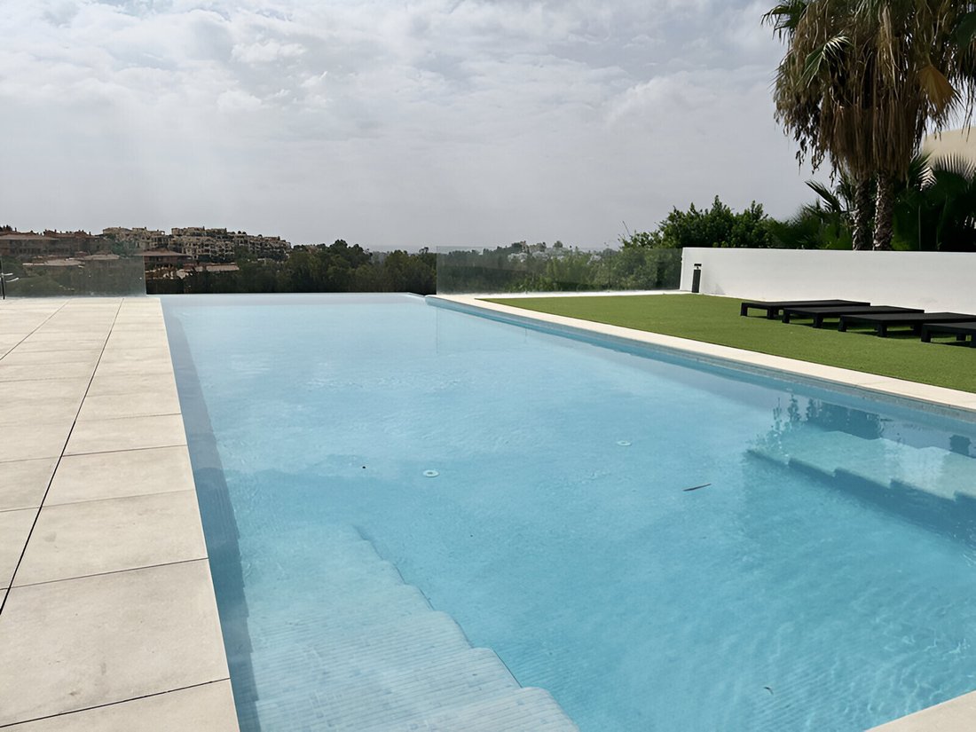 Villa in Benahavis, Andalusia, Spain 2 - 16110987